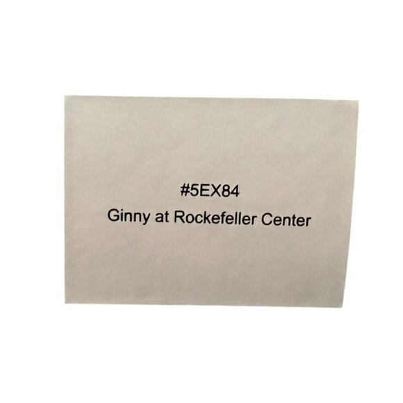 Ginny Vogue Doll At Rockefeller Center Doll 8"  2005 #5EX84 Limited Edition - Picture 9 of 9